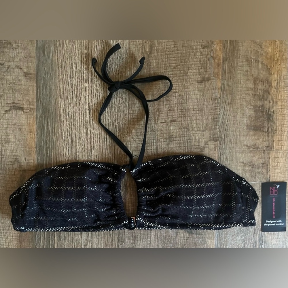 Black Bandeau Swim Top with removable cups. New with tags. Women’s Size XXL